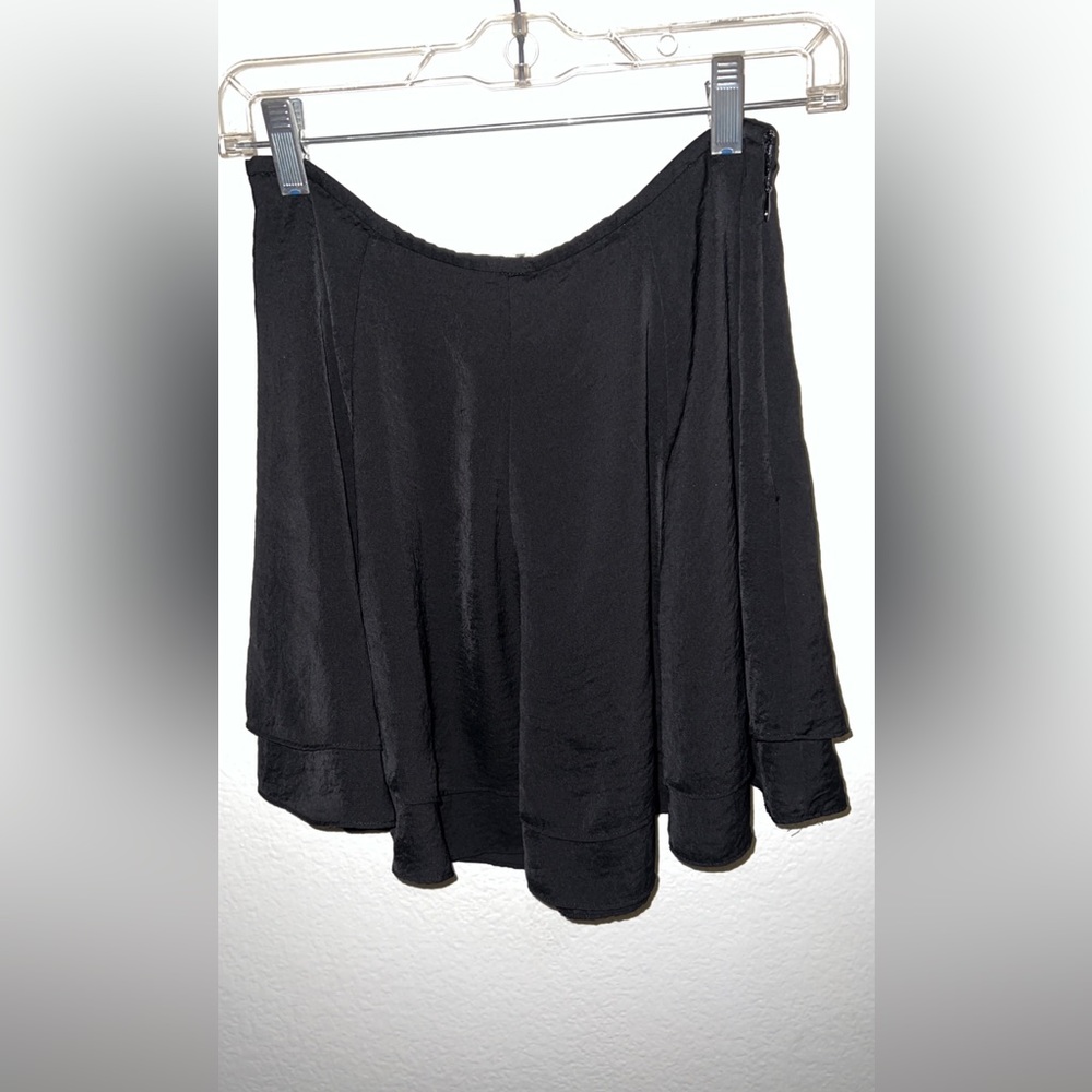 Silence and noise skirt